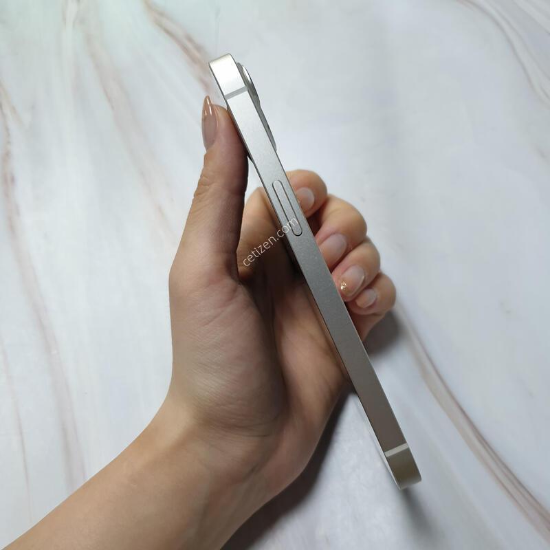 ������13 ȭ��Ʈ 128G ������ �Ǹ��մϴ�