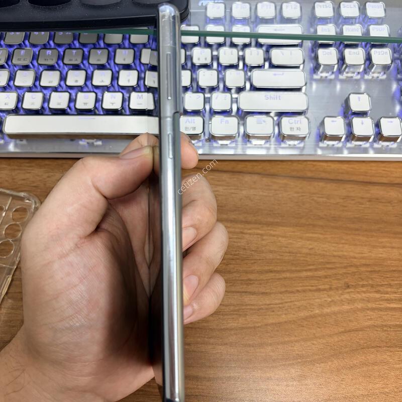 ������S21 �÷���