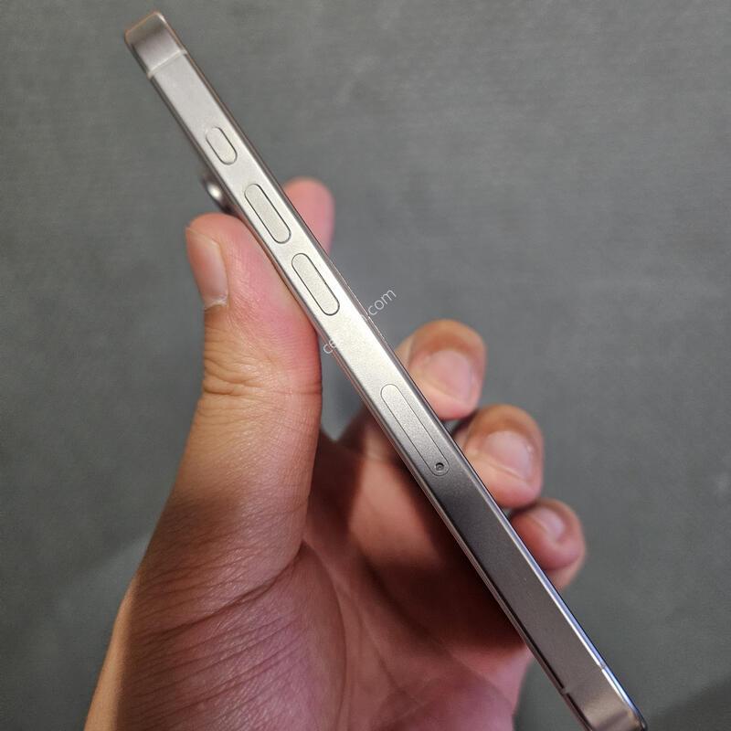 ������16���� 128GB ȭ��Ʈ ����A�� ���͸�91%