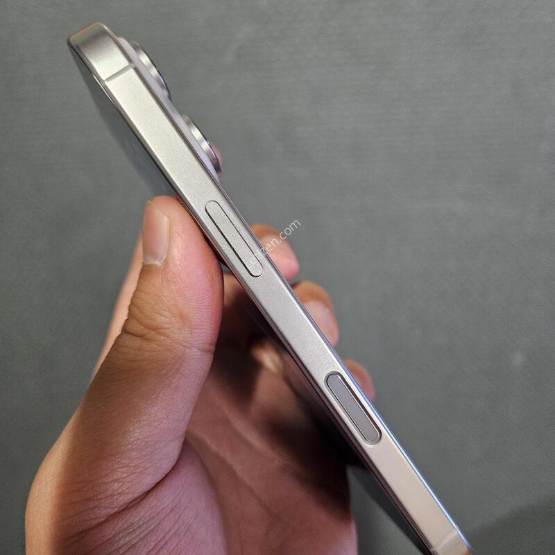 ������16���� 128GB ȭ��Ʈ ����A�� ���͸�91%