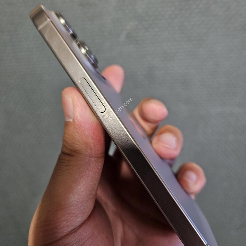 ������15���� 256GB ���¿������� A�� ���͸�84%