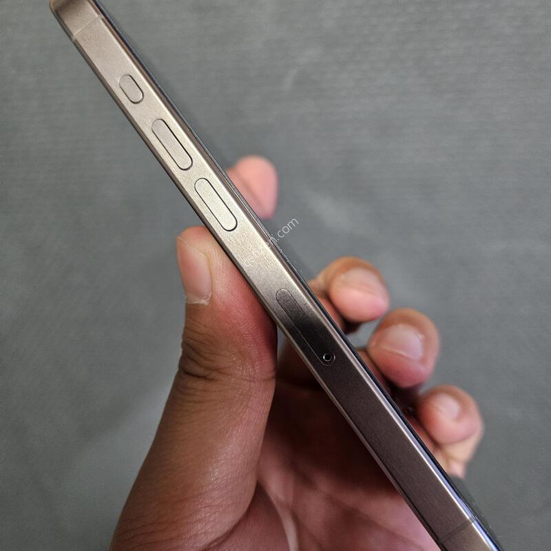������15���� 256GB ���¿������� A�� ���͸�84%