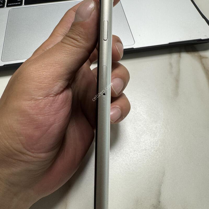 (100%)������SE3 128G ��Ÿ����Ʈ �Ǹ��ؿ�.