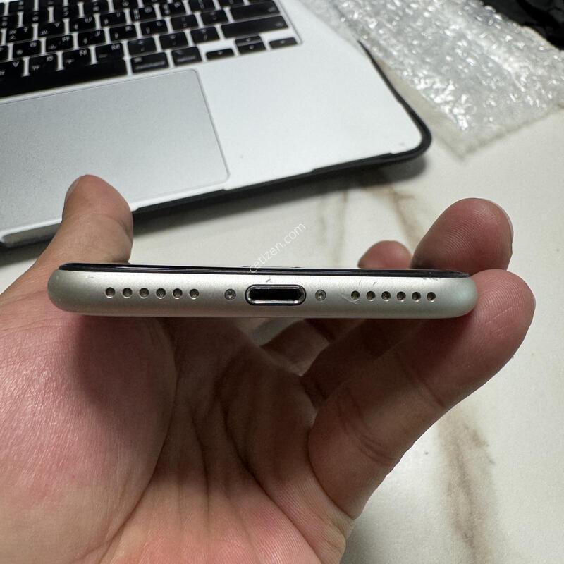 (93%)������SE3 128G ��Ÿ����Ʈ �Ǹ��ؿ�.