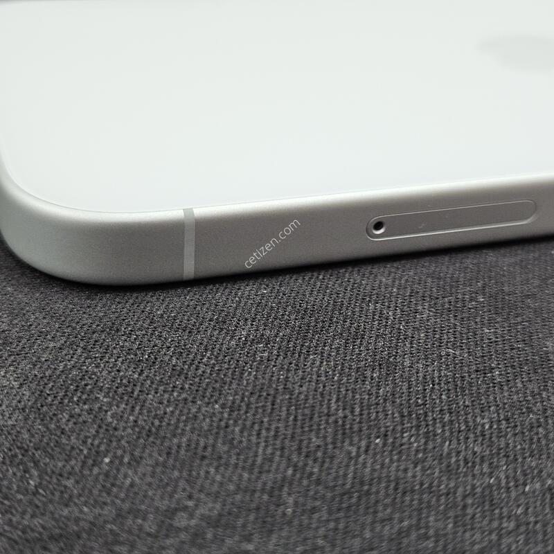 ������17 256GB
