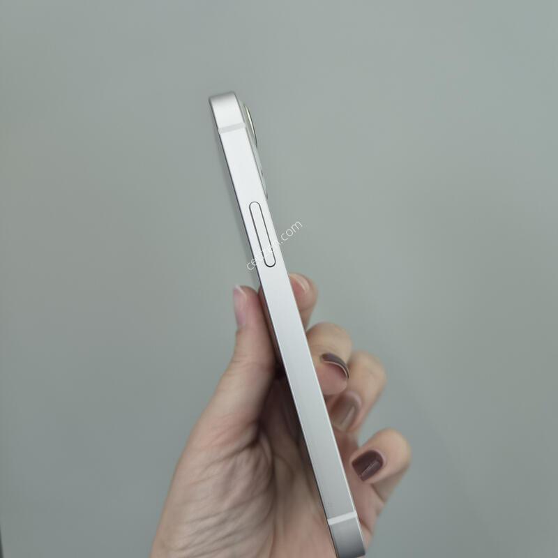 ������13�̴� 128g ���͸�100% 37906