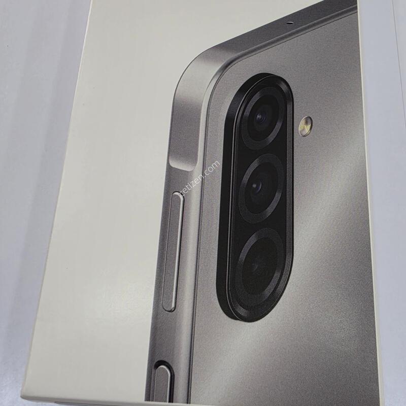 ������ A17