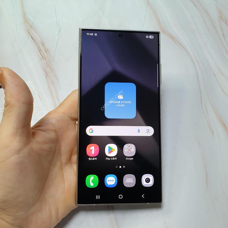 LG ������ S24��Ʈ�� ƼŸ���׷��� 256G S�� �Ǹ��մϴ�
