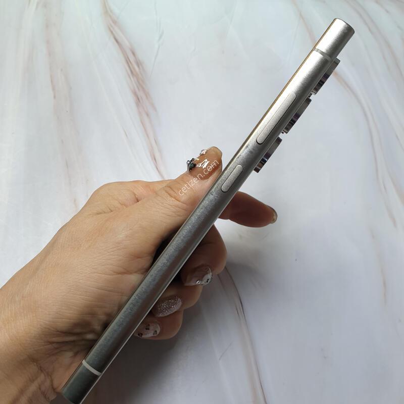 LG ������ S24��Ʈ�� ƼŸ���׷��� 256G S�� �Ǹ��մϴ�