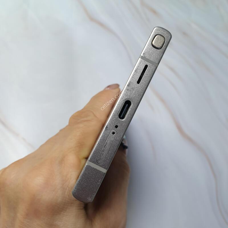 LG ������ S24��Ʈ�� ƼŸ���׷��� 256G S�� �Ǹ��մϴ�