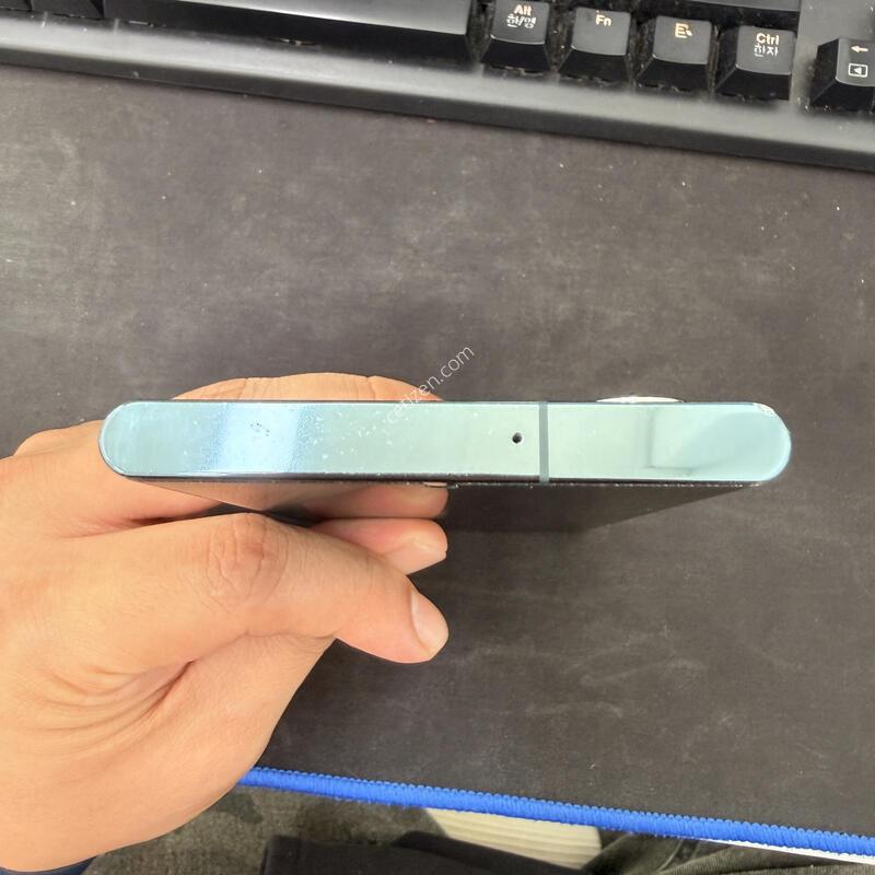 ������ S22 ��Ʈ�� 256GB