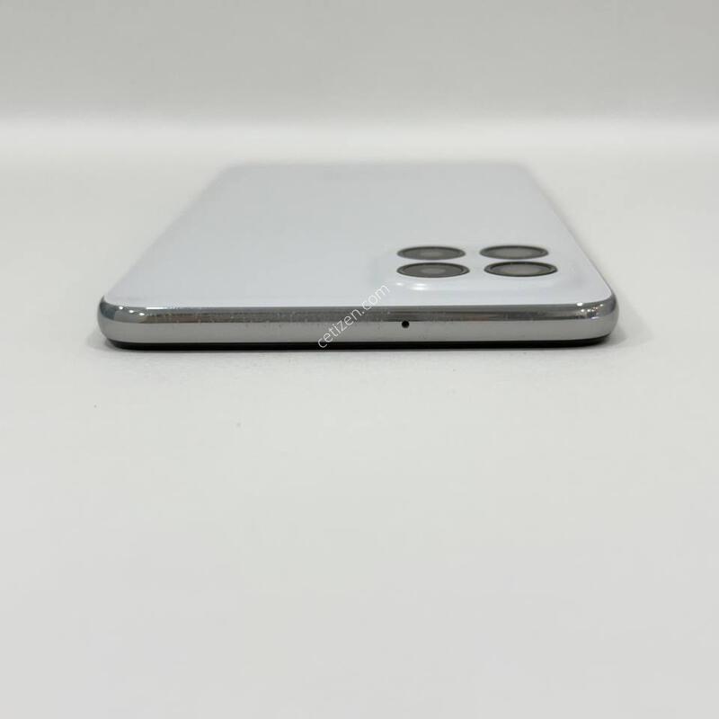 ����������3 ȭ��Ʈ 128GB Y2366