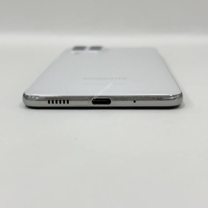 ����������3 ȭ��Ʈ 128GB Y2366