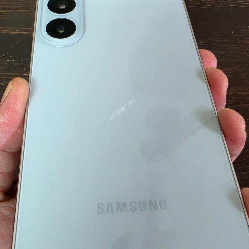 ������S26FE 256