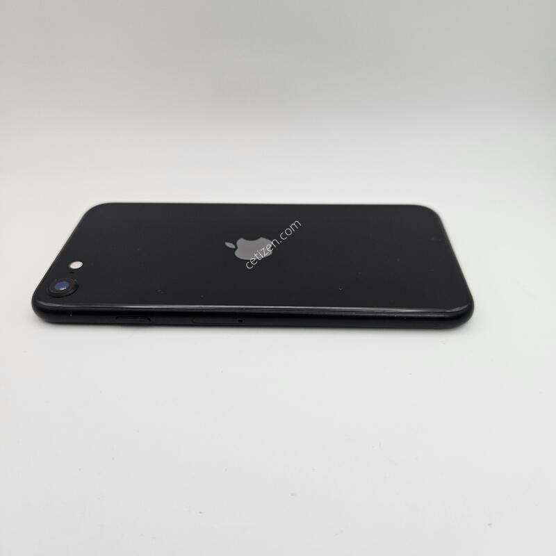 ������SE 2����/ƯS��/���͸�����74%/256GB