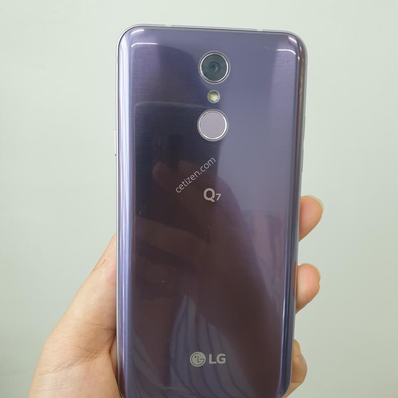 LG Q7 683