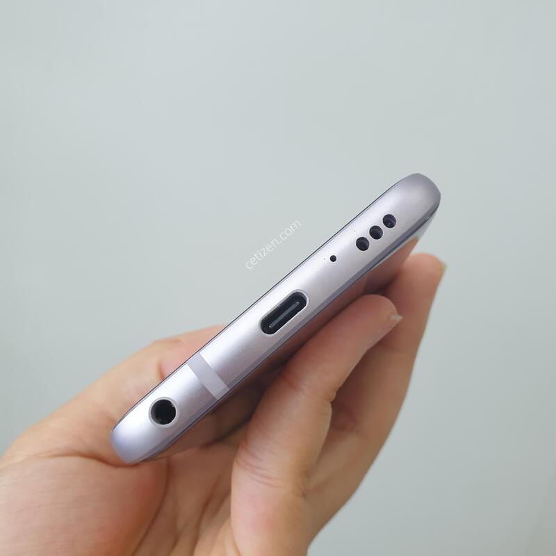 LG Q7 683