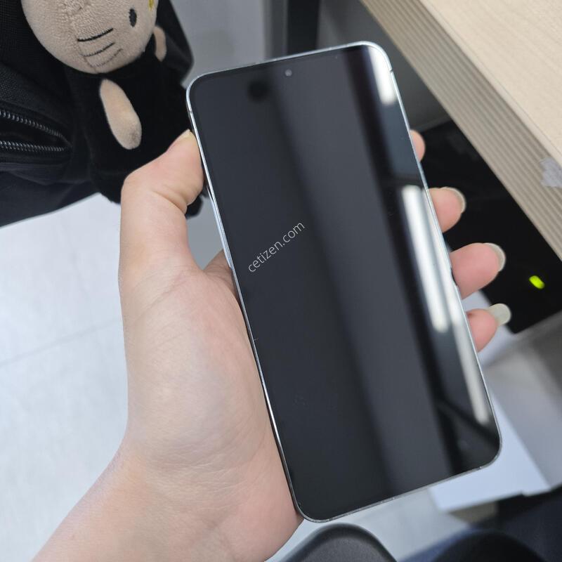 ������ s23 �׸� 256GB AA�� ����� ������