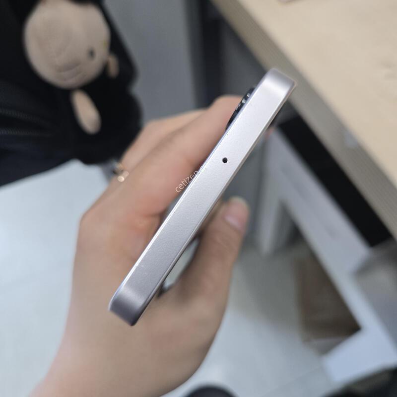 ������ ���̵�8 ��ũ 128GB �ܻ� ������