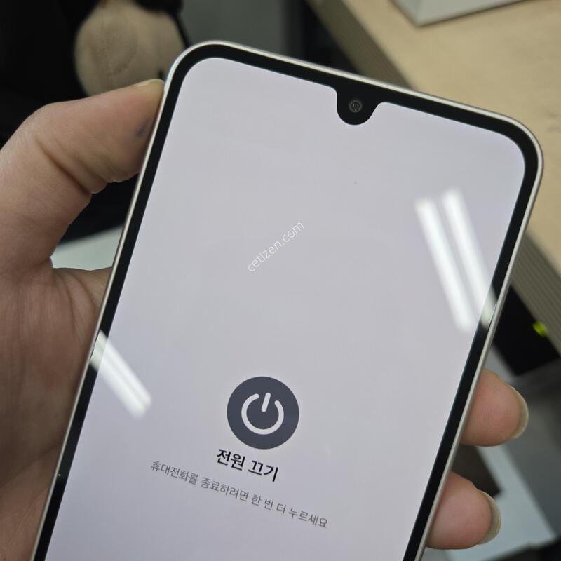 ������ ���̵�8 ��ũ 128GB �ܻ� ������