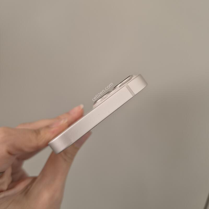 ������13�̴� 128G ���͸�100% 37828