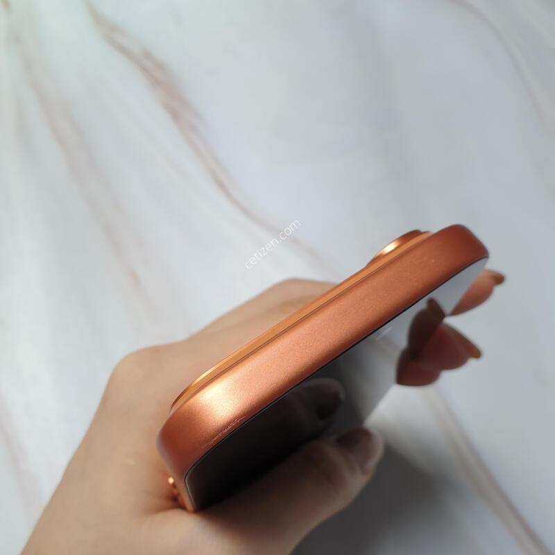 ������17���� �ڽ��Ϳ����� 256G ������ �Ǹ��մϴ�