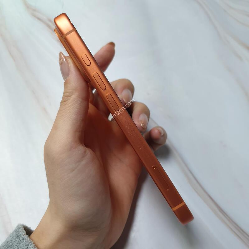 ������17���� �ڽ��Ϳ����� 256G ������ �Ǹ��մϴ�