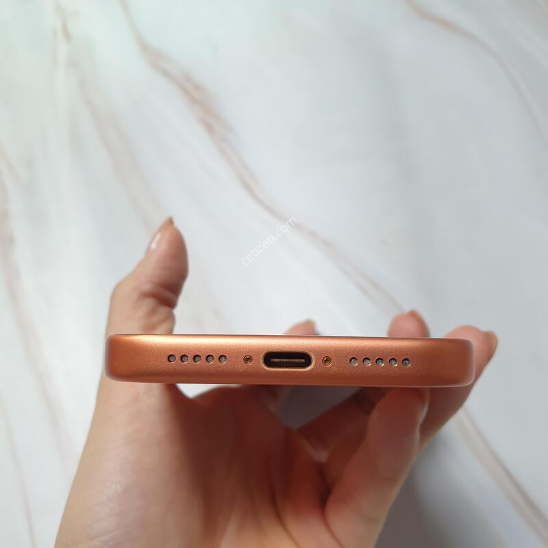 ������17���� �ڽ��Ϳ����� 256G ������ �Ǹ��մϴ�