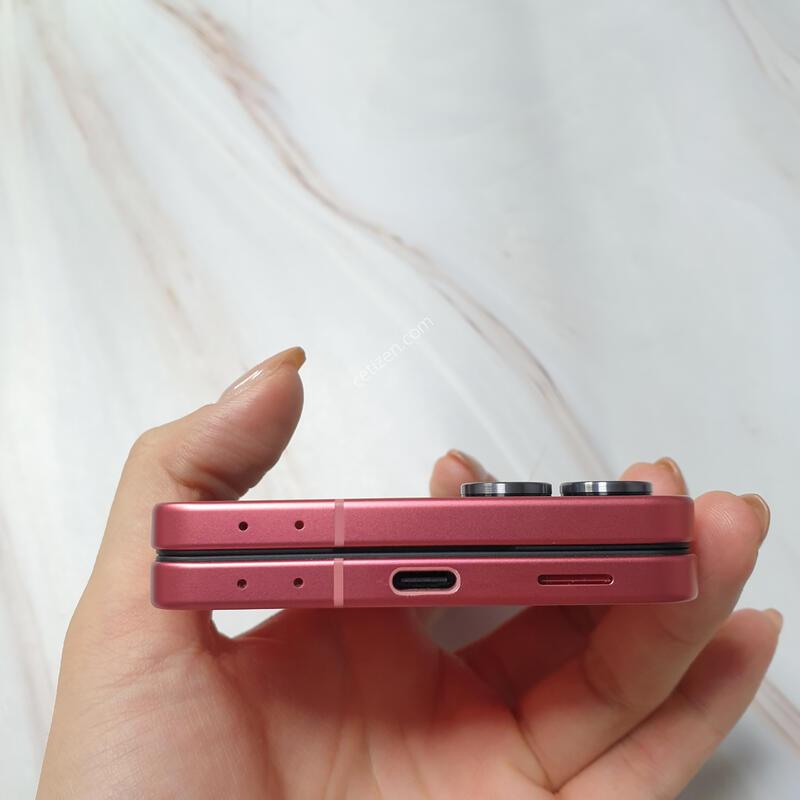 SK ������ Z�ø�7 5G �ڶ����� 256G S�� �Ǹ��մϴ�