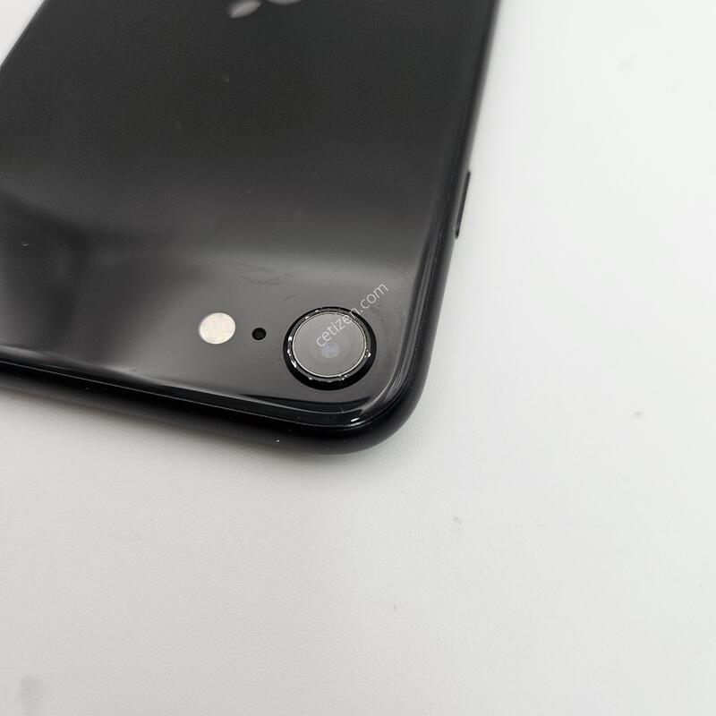 ������SE 2����/ƯS��/���͸�����79%/64GB
