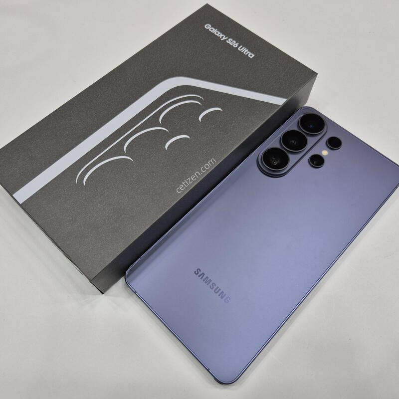 S26��Ʈ�� 512G �޸��մϴ�.