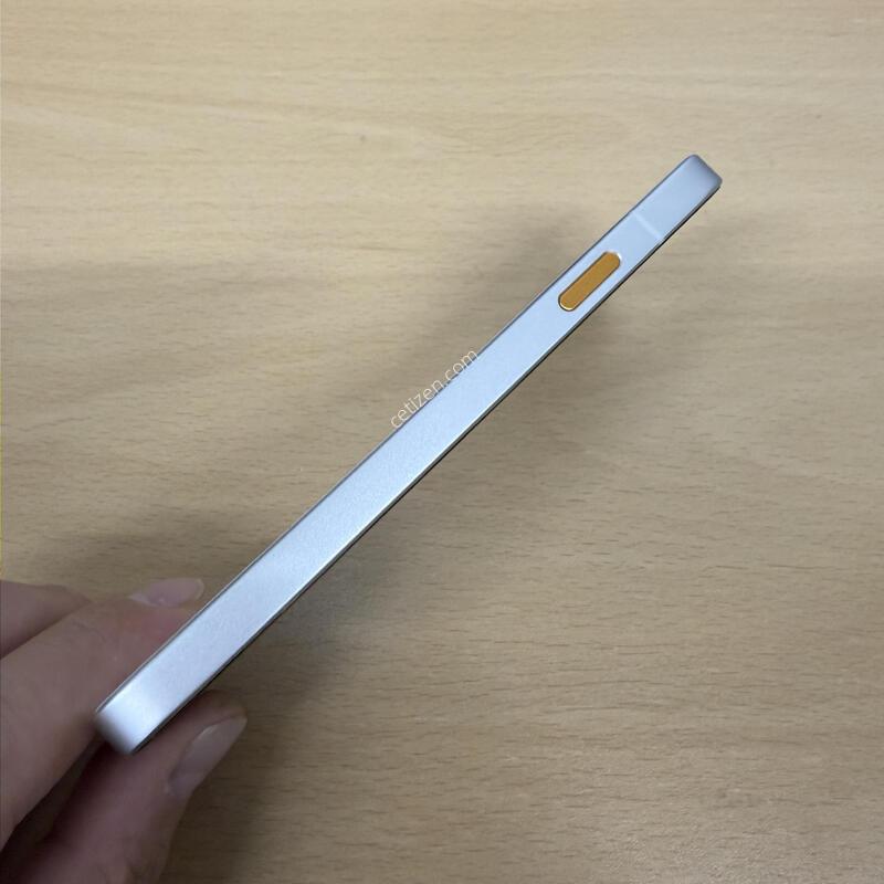 ���̺����ϸ�3 ȭ��Ʈ S�� 128GB