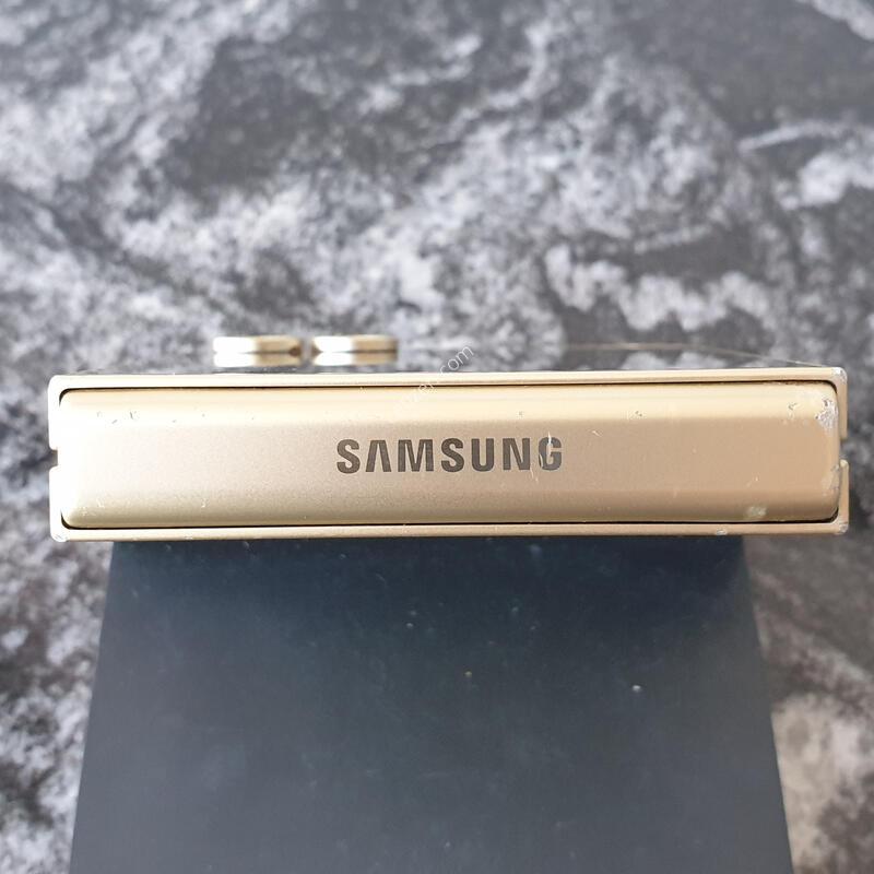 LG ������Z�ø�6 (F741N) ���ο� 256�Ⱑ (0671937)