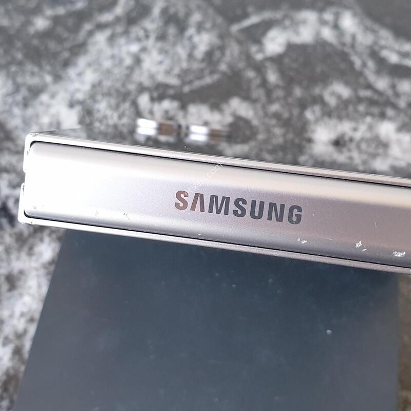 LG ������Z�ø�6 (F741N) �ǹ� 256�Ⱑ (0110494)
