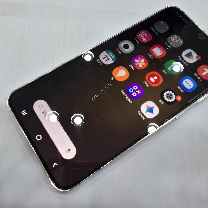 ������S23�÷��� ũ��