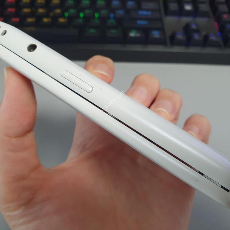 ��Ÿ������ / 32GB / ȭ��Ʈ
