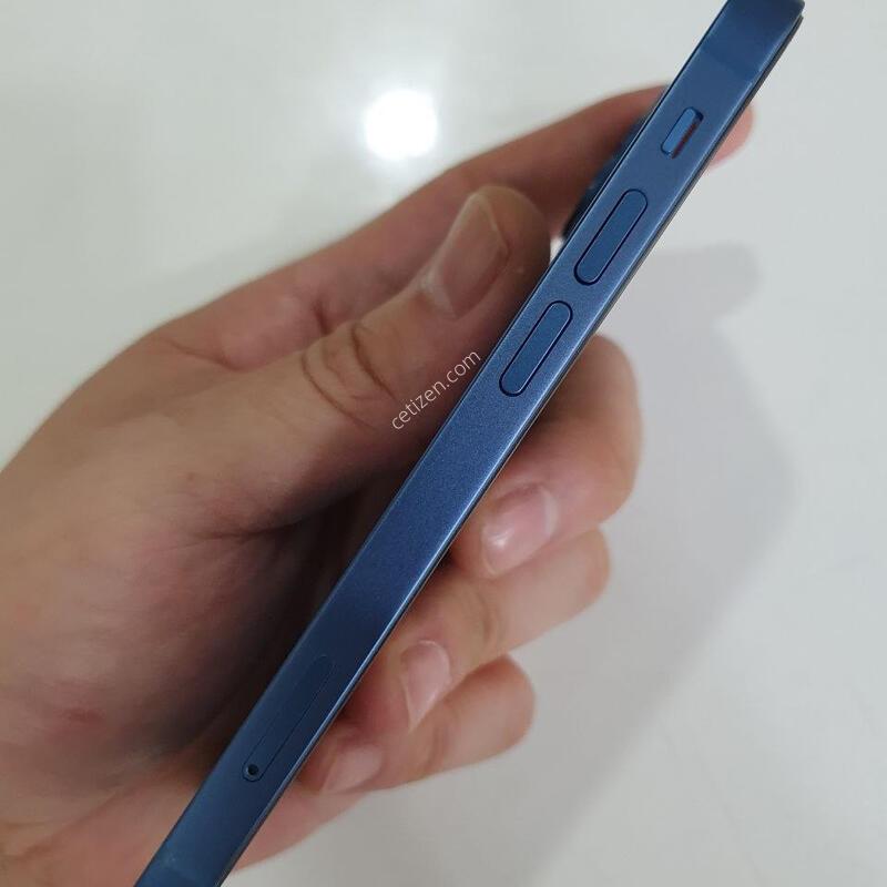 ������13�̴�128G ���ܻ� ������ S�� �߰��� �����