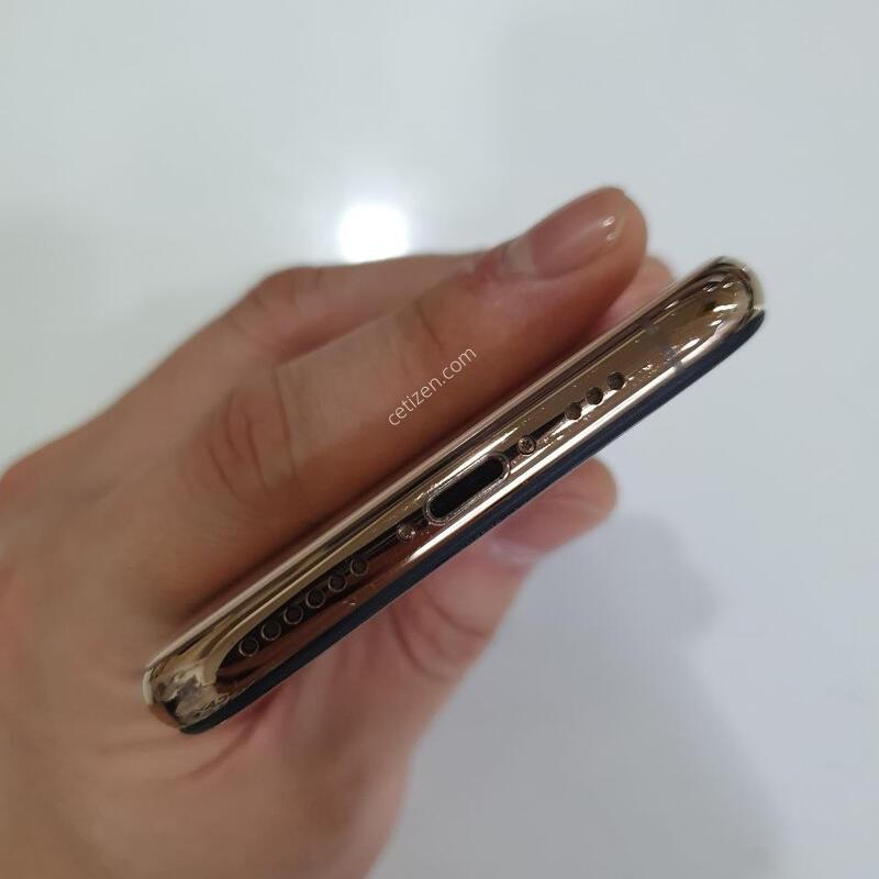 ������ XS 256G ���ܻ� �������⽺ ���±� �߰��� �����