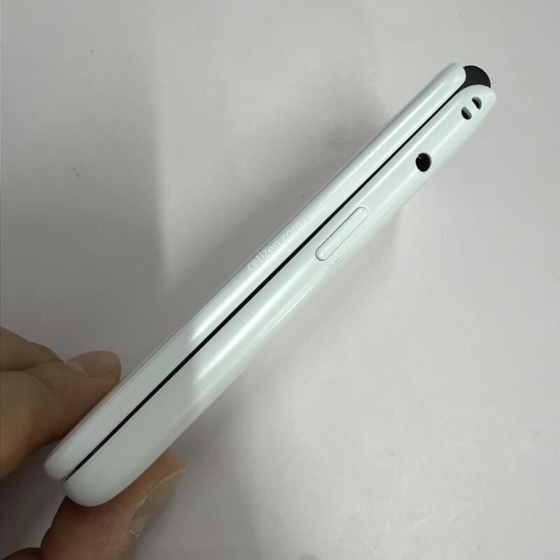 ��Ÿ������ ȭ��Ʈ S�� 32GB