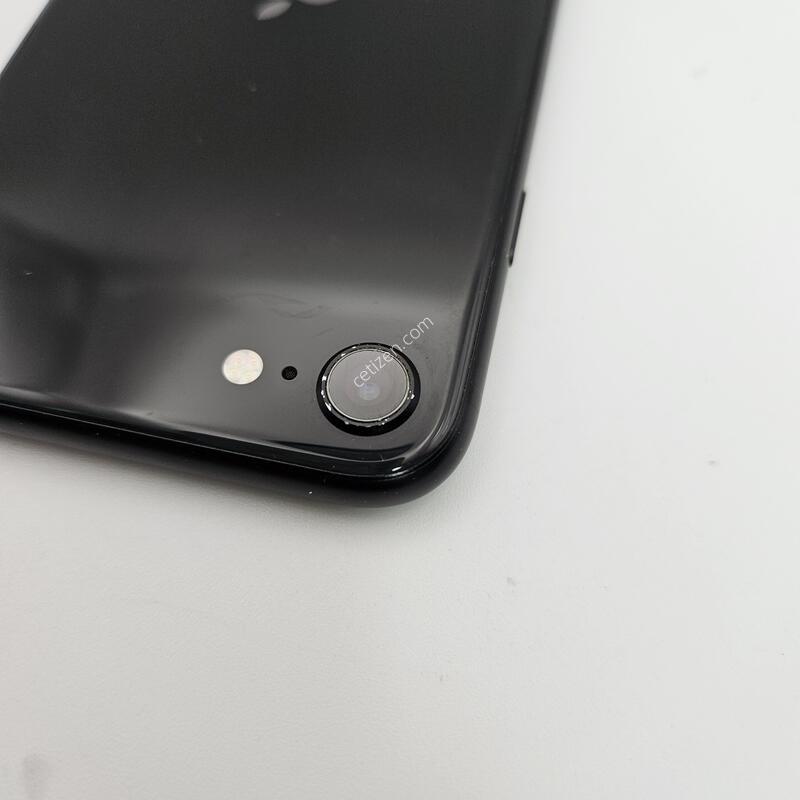 ������SE 2����/ƯS��/���͸�����79%/64GB