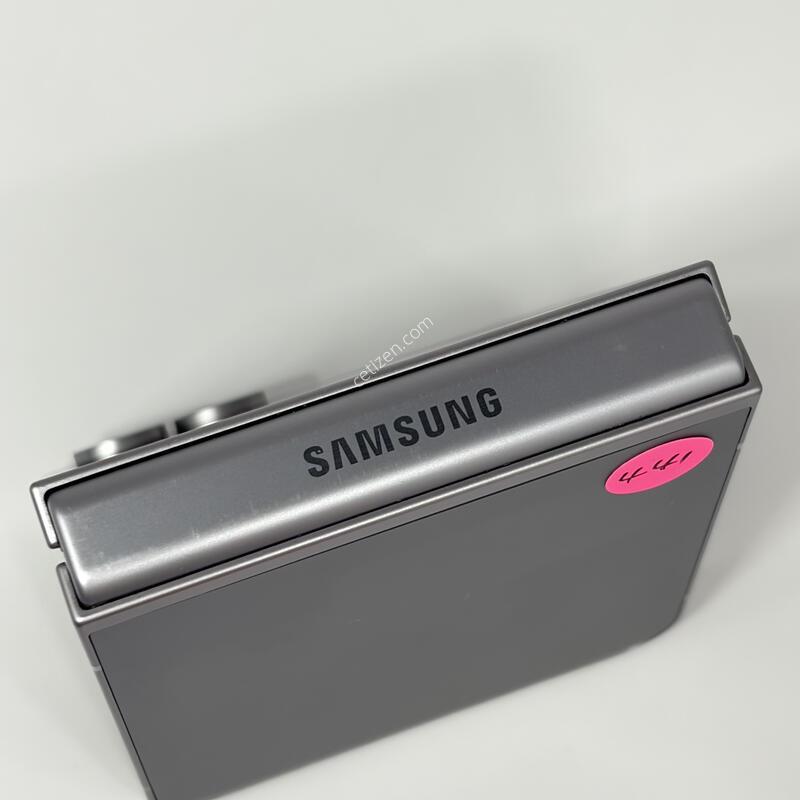 (441) ������Z�ø�6 5G 256G �׷��� A+��