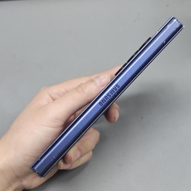 �Ｚ ������ ����6(SM-F956) 256GB ���̺� ���ܻ� ������ �߰��� ~!