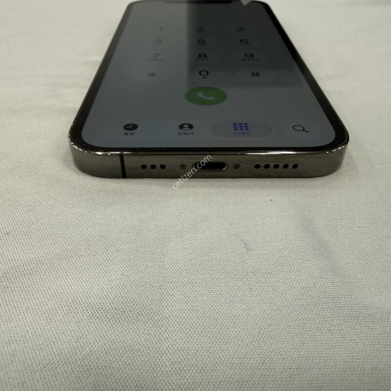 ������ 12Pro 256G �׶������� �Ǹ� �մϴ�.