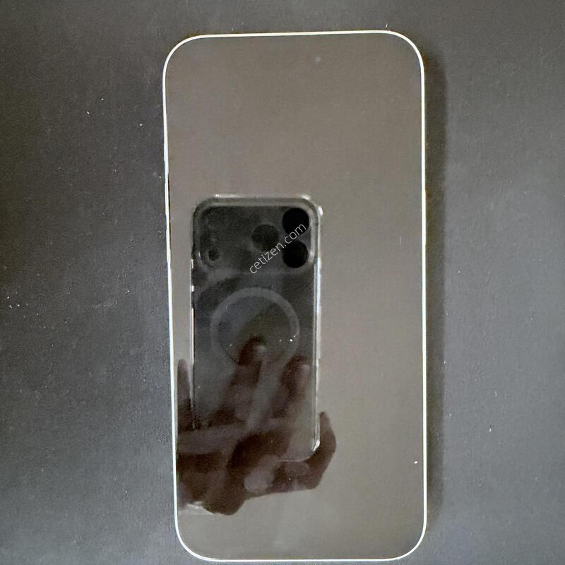 ������ 16 Plus 128GB ȭ��Ʈ �Ǹ��մϴ�.