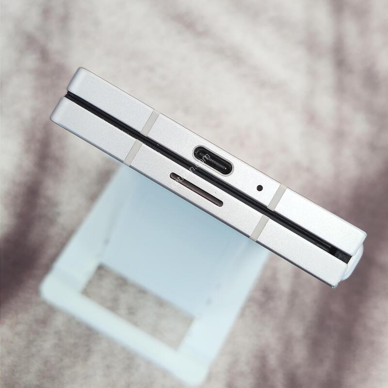 ������Z����6 256G ���ܻ� ��ũ 63675