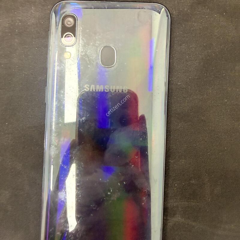 ������ A40 64GB