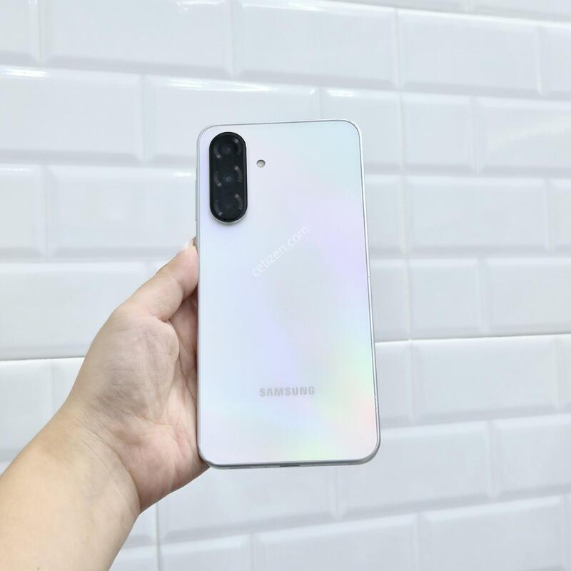 ������A36 ȭ��Ʈ 128GB