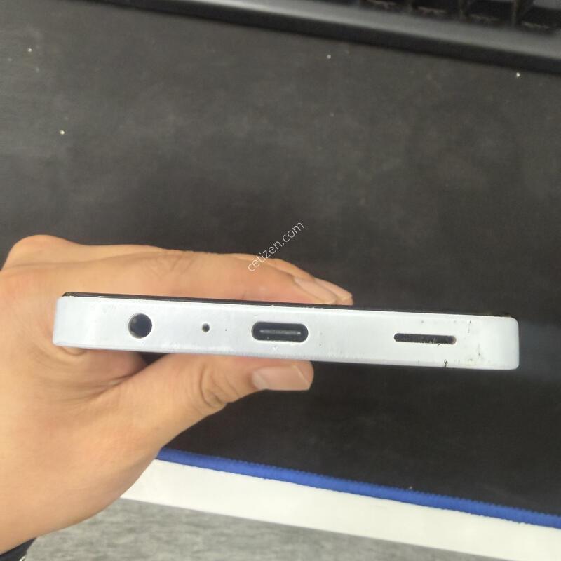 ������ A25 ���� 128GB