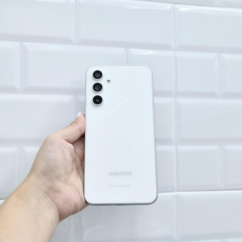 ����������4 ȭ��Ʈ 128GB