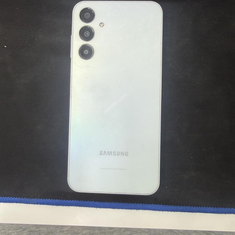 ������ A25 ���� 128GB